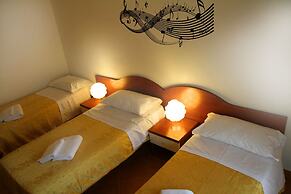 B&B Music
