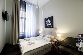Home ApartHotel
