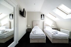 Home ApartHotel