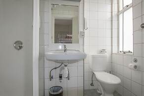 Hotel Waterloo & Backpackers