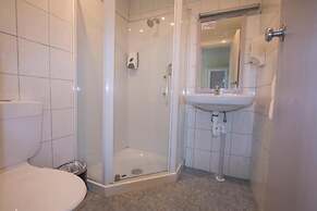 Hotel Waterloo & Backpackers