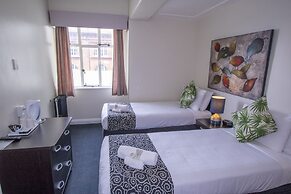 Hotel Waterloo & Backpackers