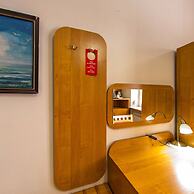 Kajzer Hostel