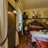 Kajzer Hostel