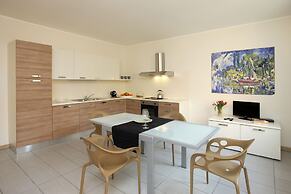 Mariposa Apartments