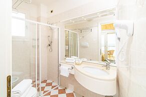 Hotel Karinzia