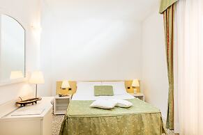 Hotel Karinzia