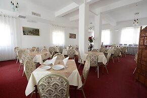 Rivoli Hotel