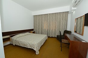 Rivoli Hotel