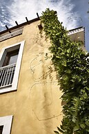 Agave Apartments