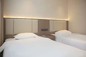 Green Oasis Hotel