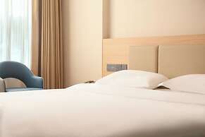 Green Oasis Hotel