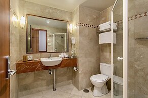 Arkaba Hotel