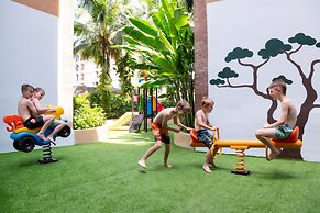 Novotel Phuket Vintage Park