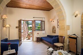 Spilia Village Hotel & Villas