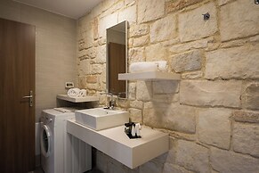 Spilia Village Hotel & Villas