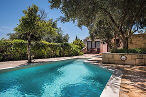 Spilia Village Hotel & Villas