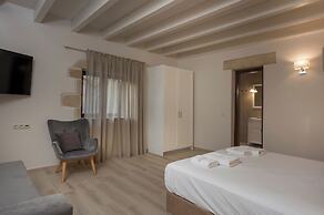 Spilia Village Hotel & Villas