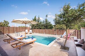 Spilia Village Hotel & Villas