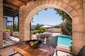 Spilia Village Hotel & Villas
