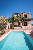 Spilia Village Hotel & Villas