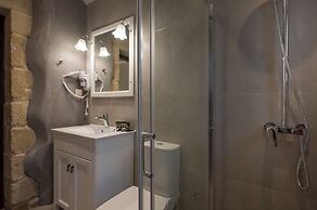 Spilia Village Hotel & Villas
