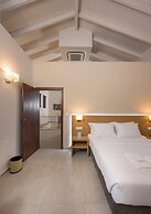 Spilia Village Hotel & Villas