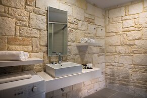 Spilia Village Hotel & Villas