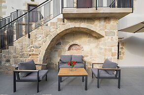 Spilia Village Hotel & Villas