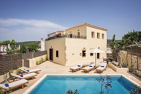 Spilia Village Hotel & Villas