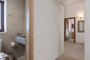Spilia Village Hotel & Villas