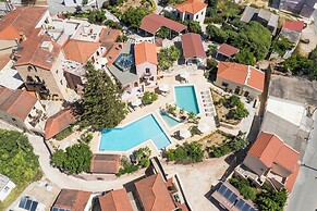 Spilia Village Hotel & Villas