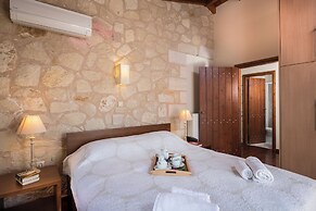 Spilia Village Hotel & Villas