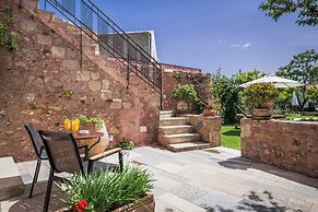 Spilia Village Hotel & Villas