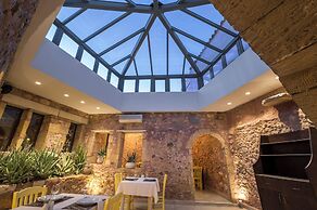 Spilia Village Hotel & Villas