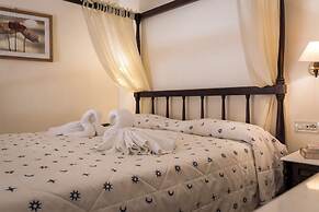 Spilia Village Hotel & Villas