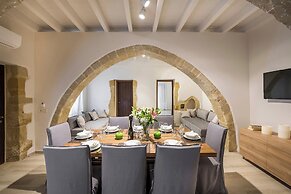 Spilia Village Hotel & Villas