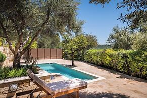 Spilia Village Hotel & Villas