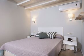 Spilia Village Hotel & Villas