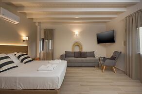 Spilia Village Hotel & Villas
