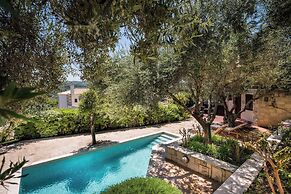 Spilia Village Hotel & Villas