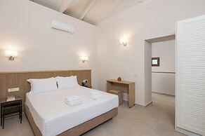 Spilia Village Hotel & Villas