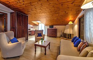 Spilia Village Hotel & Villas