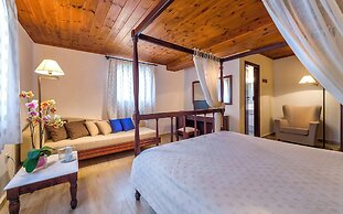 Spilia Village Hotel & Villas