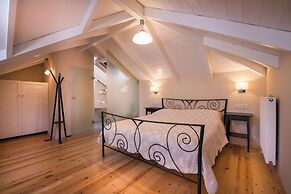 Spilia Village Hotel & Villas