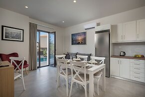 Spilia Village Hotel & Villas
