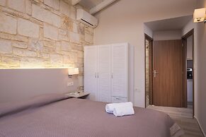 Spilia Village Hotel & Villas