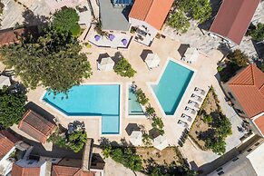 Spilia Village Hotel & Villas