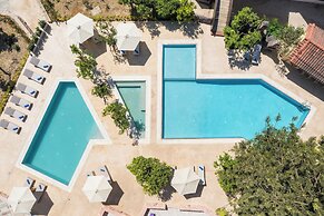 Spilia Village Hotel & Villas