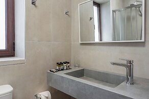 Spilia Village Hotel & Villas